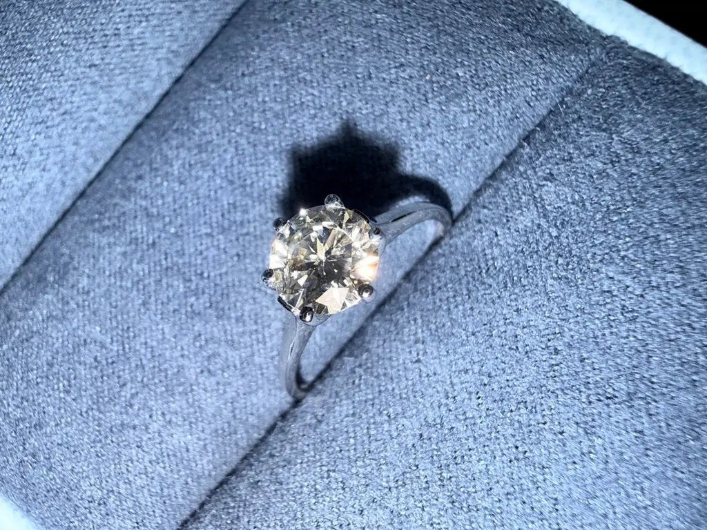 Verlobungsring - 14 kt Weißgold - 1.06ct. Diamant Wert ca. 4.000€