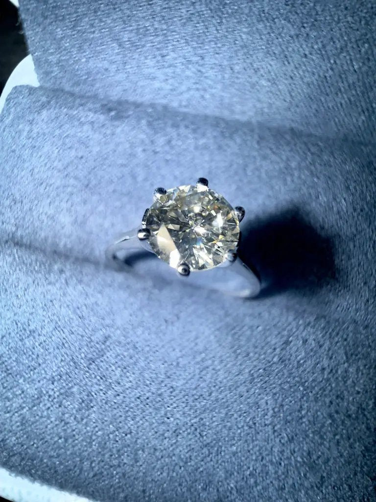 Verlobungsring - 14 kt Weißgold - 1.06ct. Diamant Wert ca. 4.000€