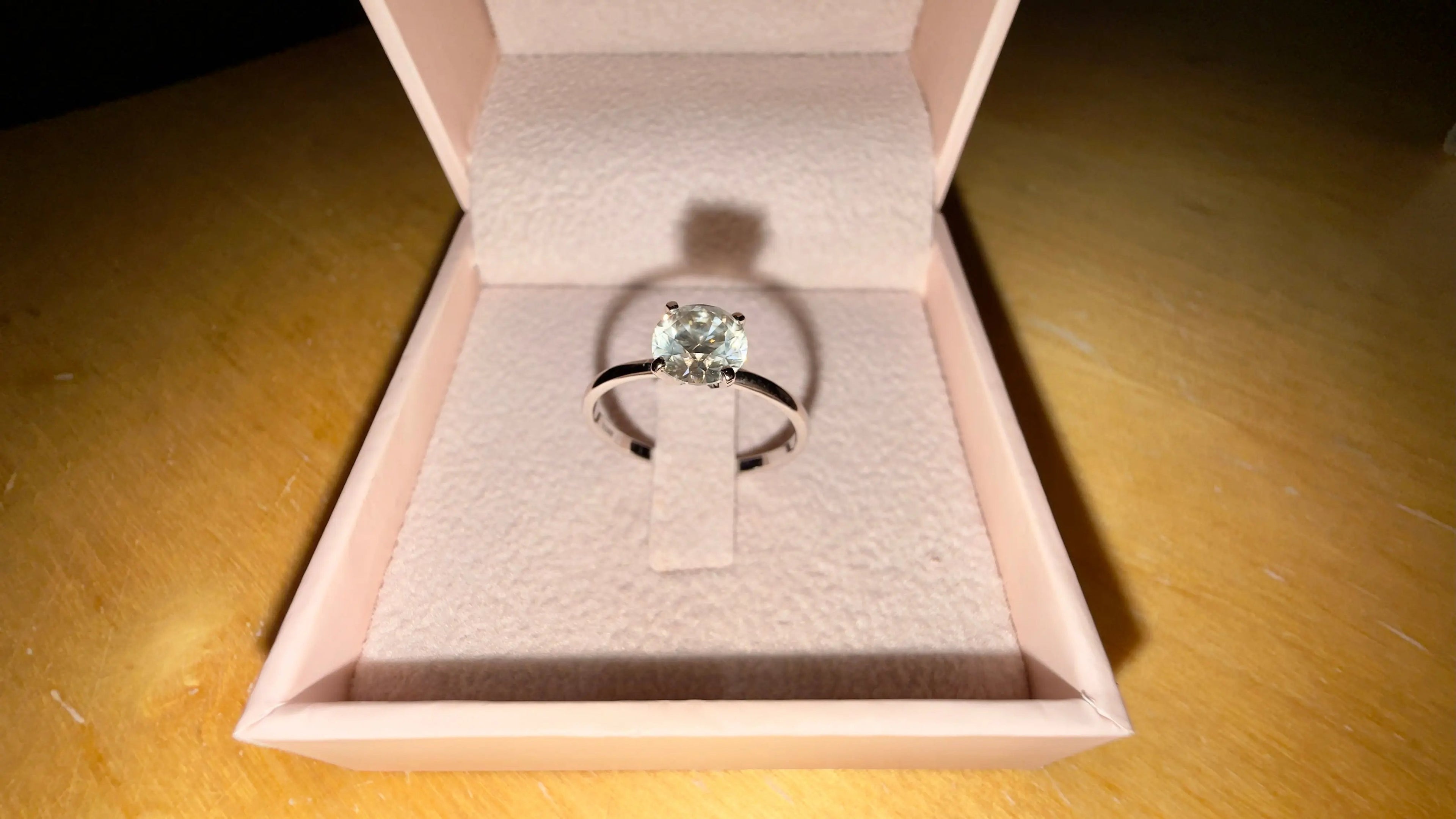 Diamantring 1,13ct + 14Kt Weißgold Wert ca. 5.500€ IGI-Zertifikat