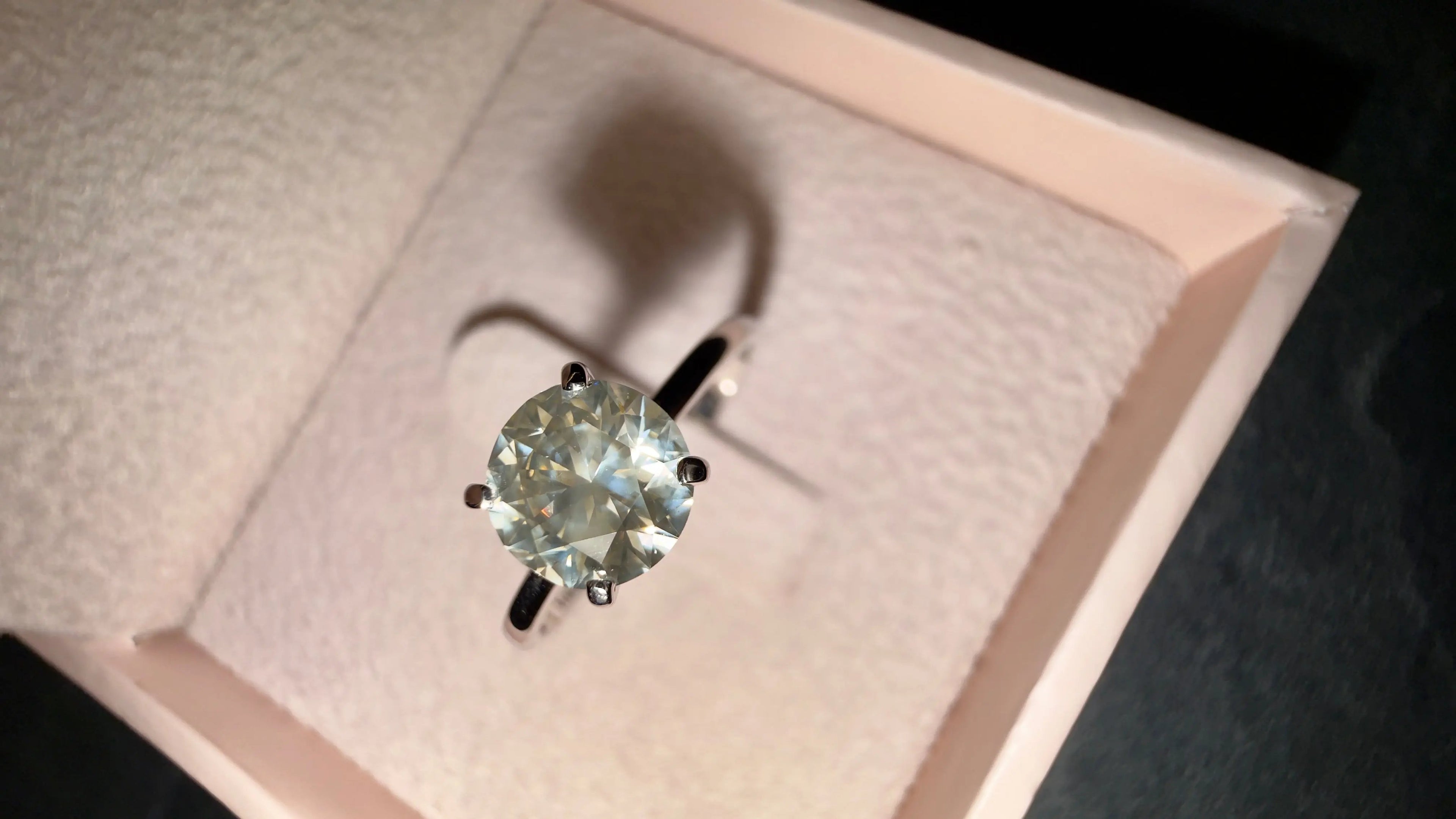 Diamantring 1,13ct + 14Kt Weißgold Wert ca. 5.500€ IGI-Zertifikat